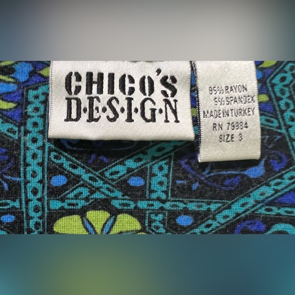 Preowned Chico’s colorful top. Size 3 (L) - Picture 2 of 6